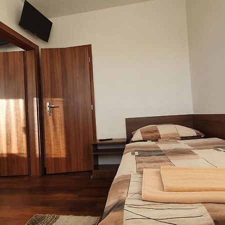 Motorest U Kola Otel Prostějov Dış mekan fotoğraf