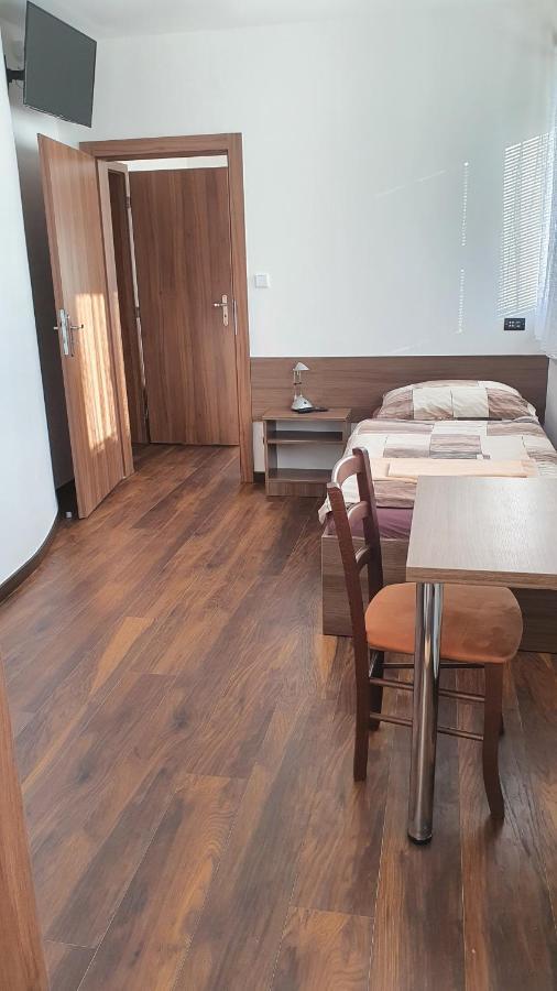 Motorest U Kola Otel Prostějov Dış mekan fotoğraf