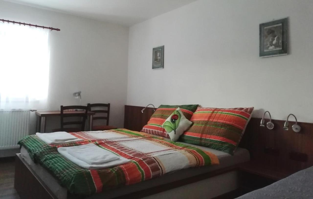 Motorest U Kola Prostějov Dış mekan fotoğraf