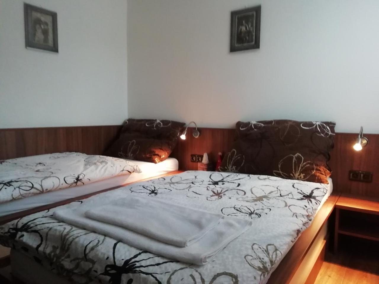 Motorest U Kola Otel Prostějov Dış mekan fotoğraf